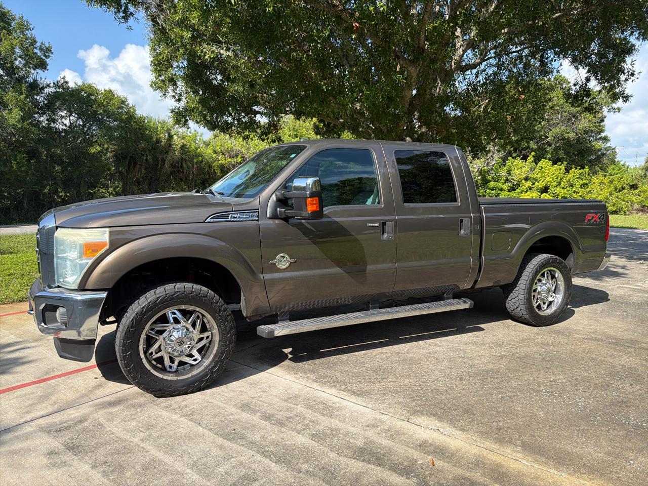 Ford Super Duty F-250 SRW 4WD Crew Cab 156" XLT 2016