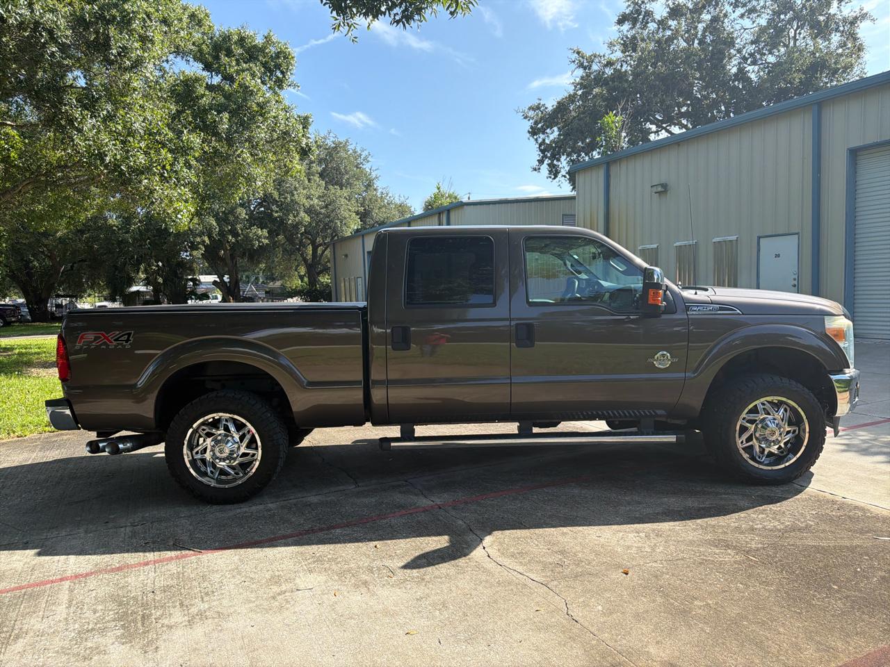Ford Super Duty F-250 SRW 4WD Crew Cab 156" XLT 2016