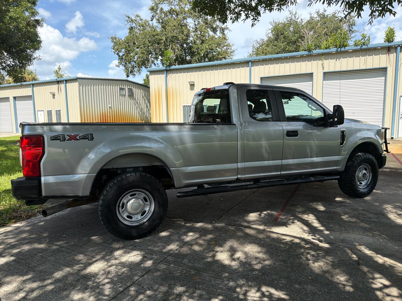 Ford Super Duty F-250 SRW XL 4WD SuperCab 8' Box 2021