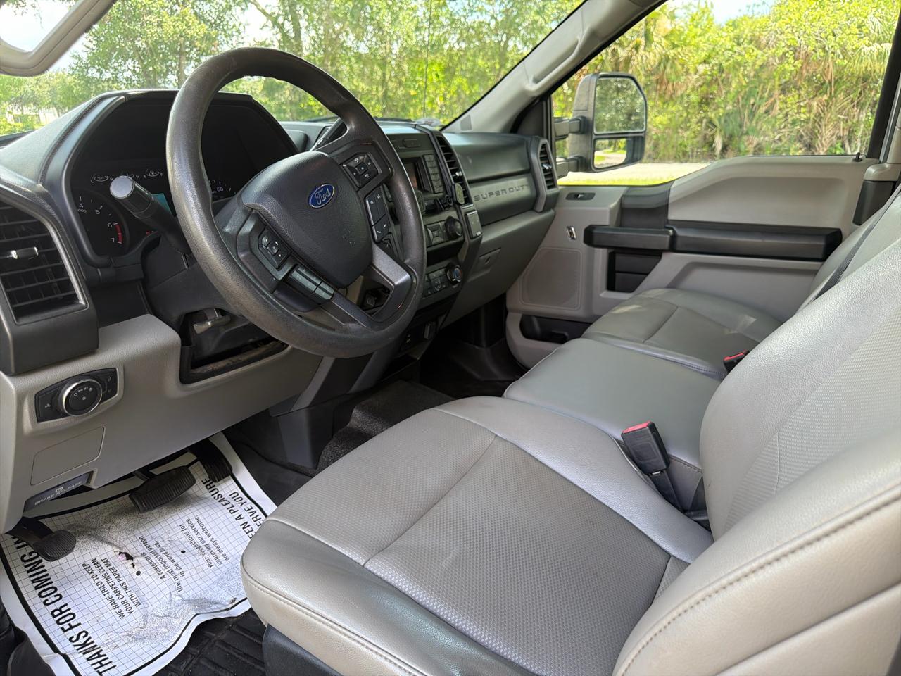 Ford Super Duty F-250 SRW XL 4WD SuperCab 8' Box 2021