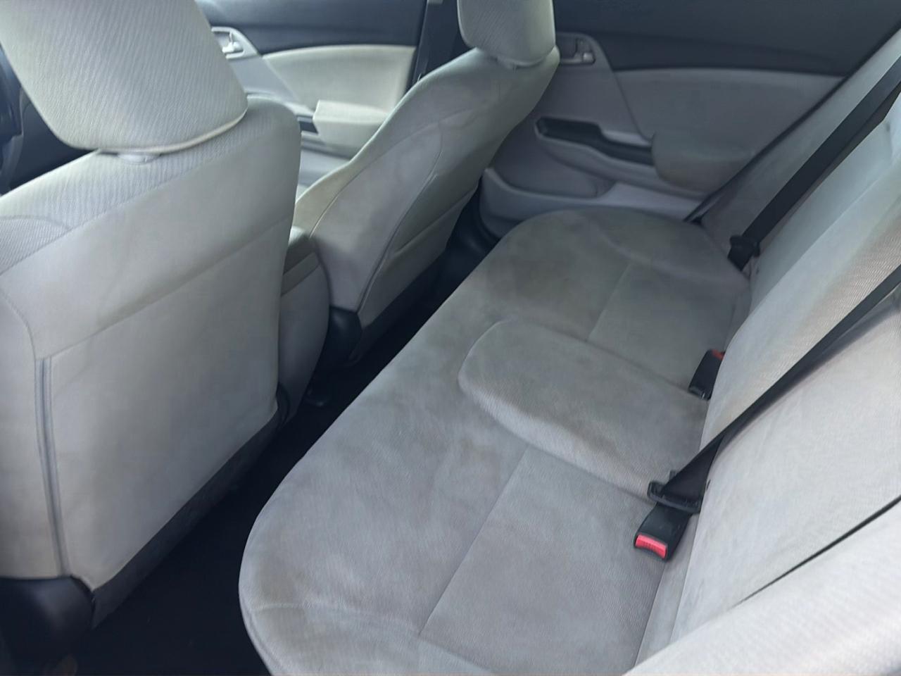 Honda Civic Sdn 4dr Auto LX 2013