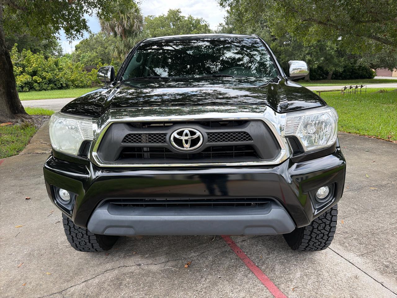 Toyota Tacoma 4WD Double Cab V6 MT (Natl) 2012