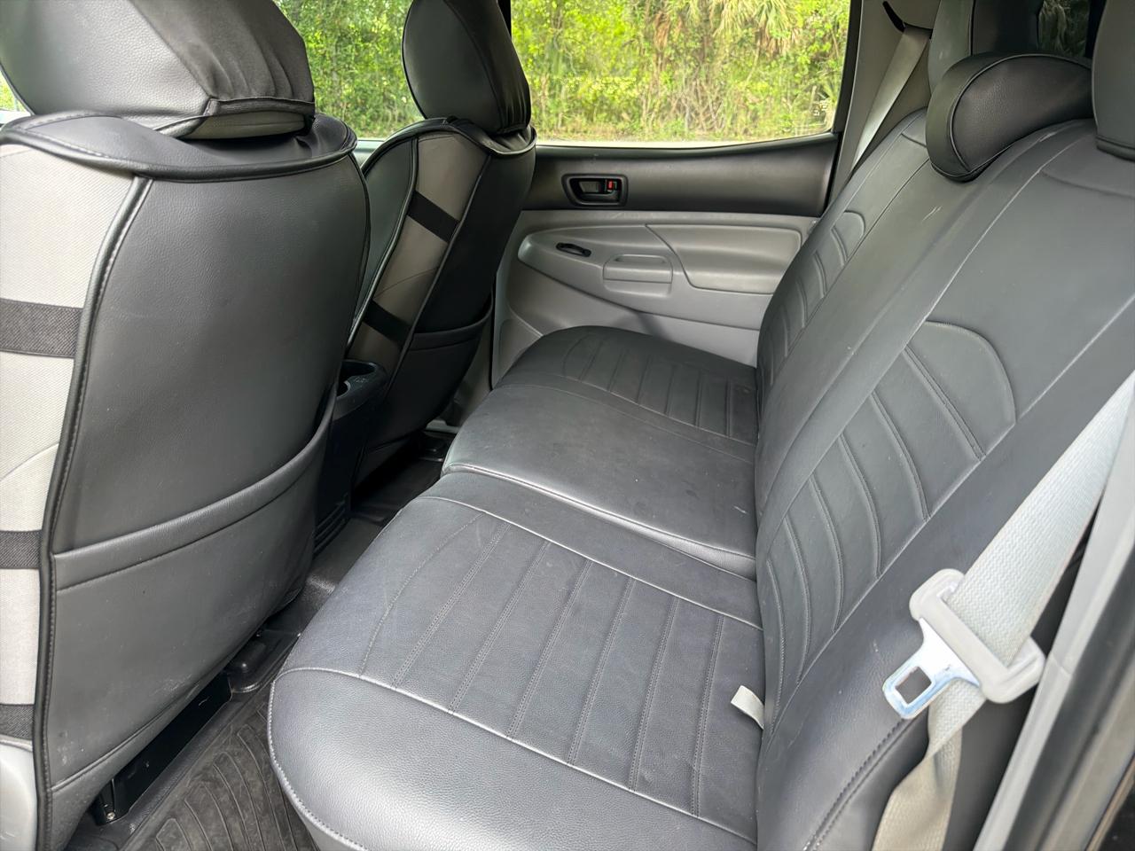 Toyota Tacoma 4WD Double Cab V6 MT (Natl) 2012