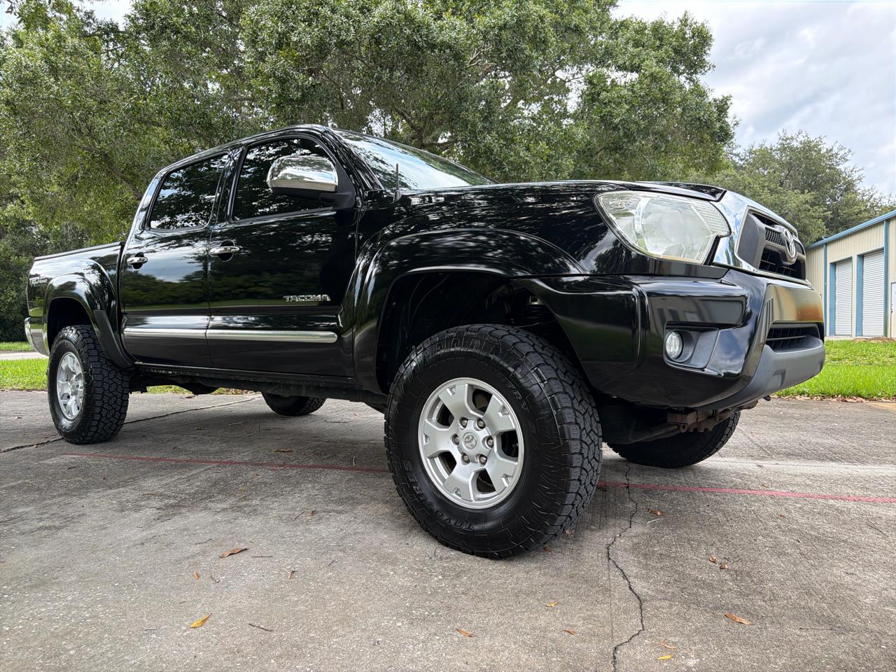 Toyota Tacoma 4WD Double Cab V6 MT (Natl) 2012