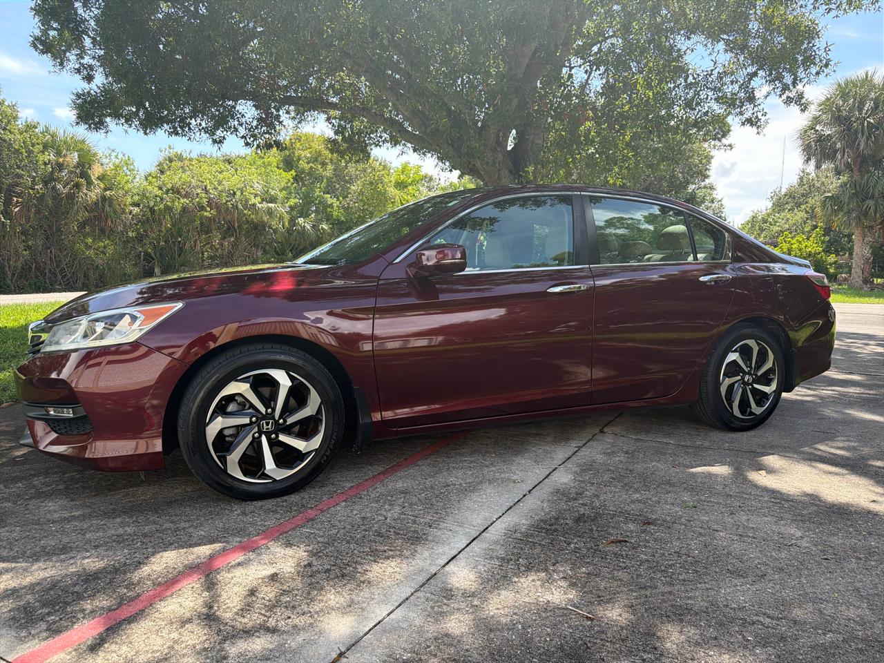 Honda Accord Sedan 4dr I4 CVT EX-L w/Navi & Honda Sensing 2016