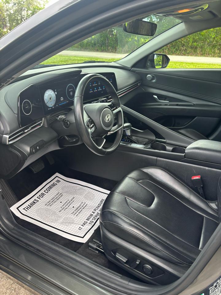 Hyundai Elantra Limited IVT 2024