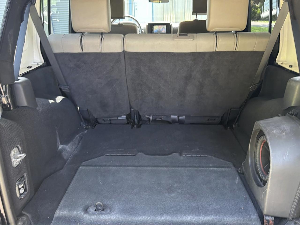 Jeep Wrangler RWD 4dr Unlimited Sahara 2008