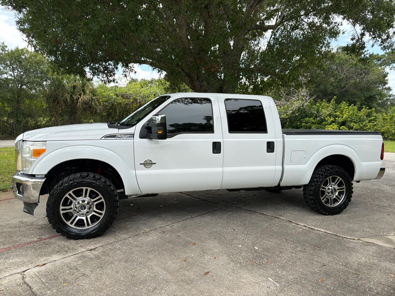Ford Super Duty F-250 SRW 4WD Crew Cab 156" XLT 2016