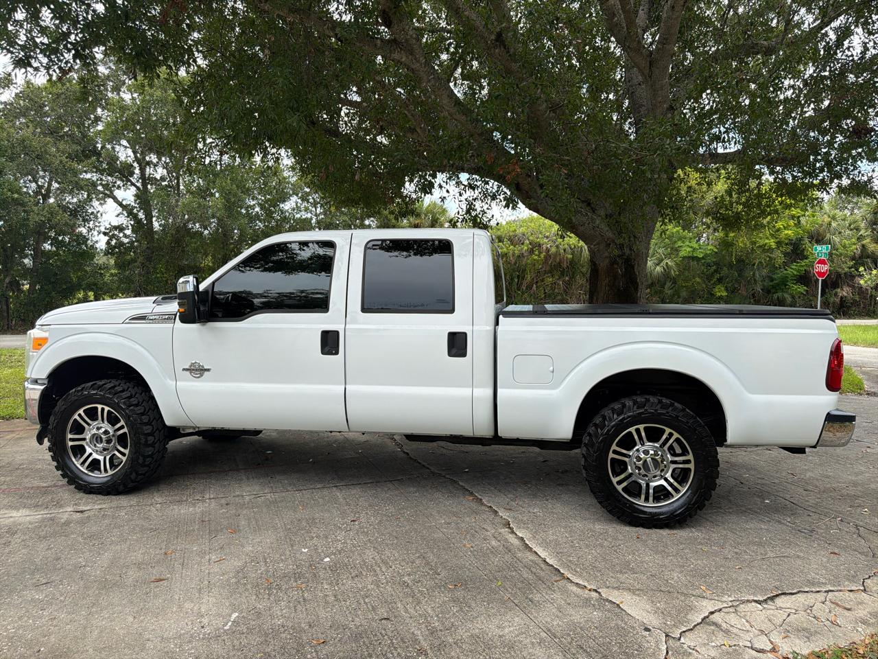 Ford Super Duty F-250 SRW 4WD Crew Cab 156" XLT 2016