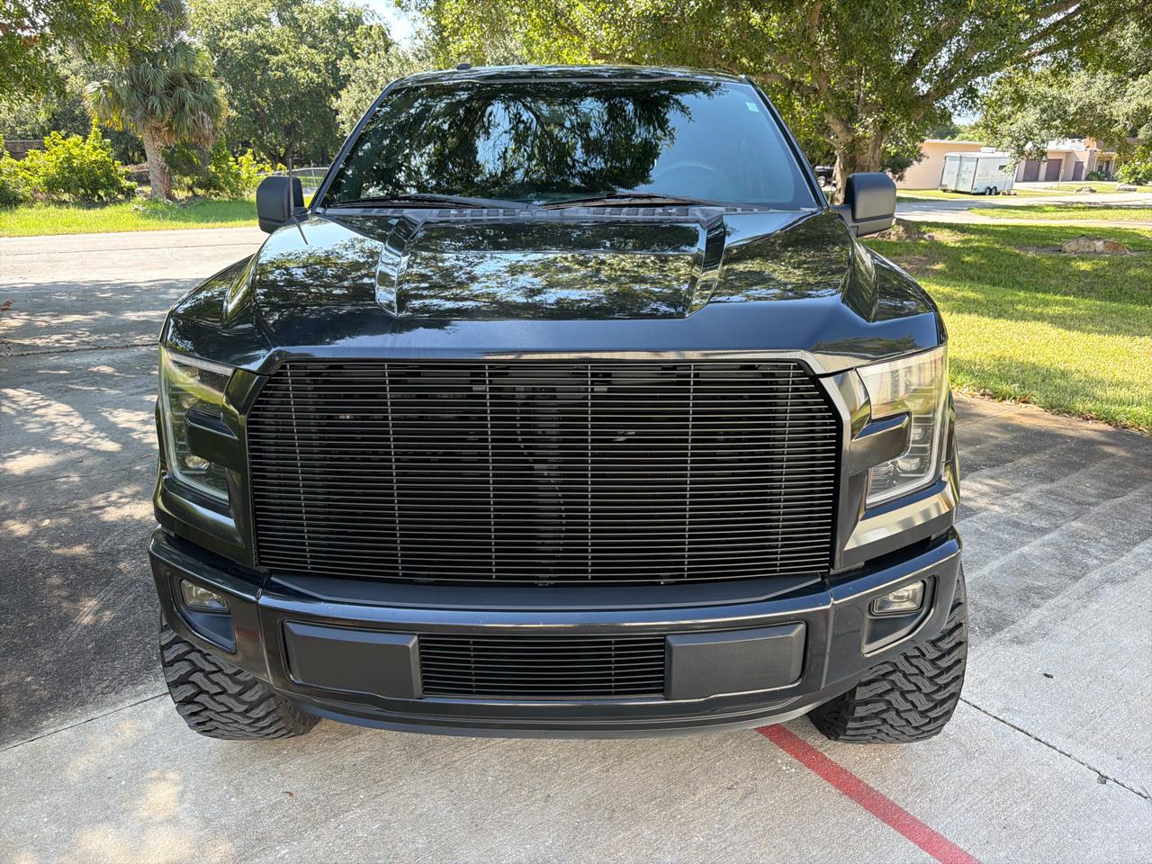 Ford F-150 2WD SuperCrew 145" XLT 2015