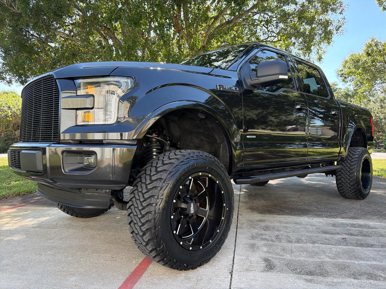 Ford F-150 2WD SuperCrew 145" XLT 2015