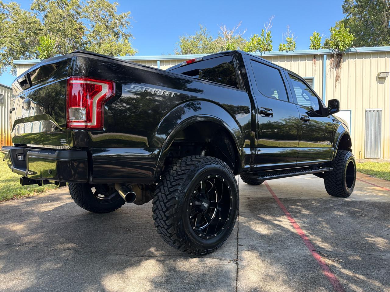 Ford F-150 2WD SuperCrew 145" XLT 2015