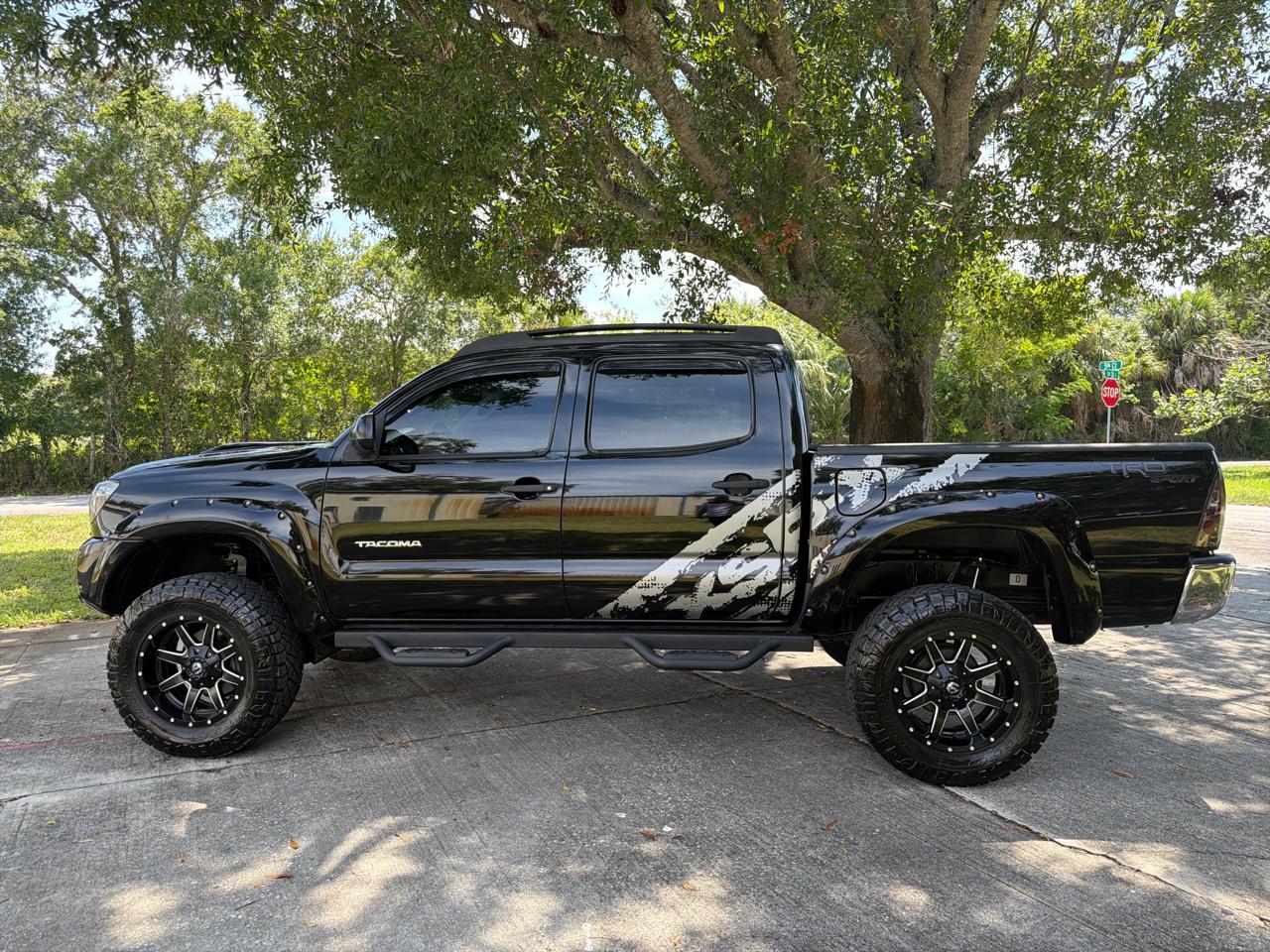 Toyota Tacoma 2WD Double Cab V6 AT PreRunner (Natl) 2012