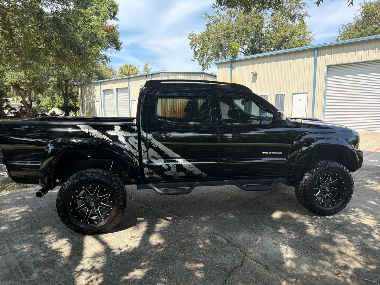 Toyota Tacoma 2WD Double Cab V6 AT PreRunner (Natl) 2012