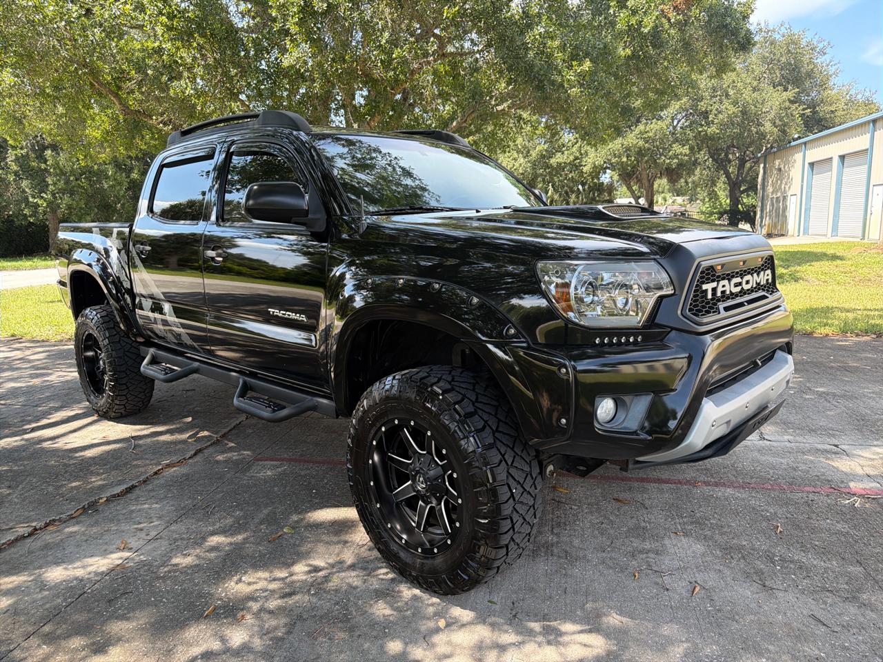 Toyota Tacoma 2WD Double Cab V6 AT PreRunner (Natl) 2012