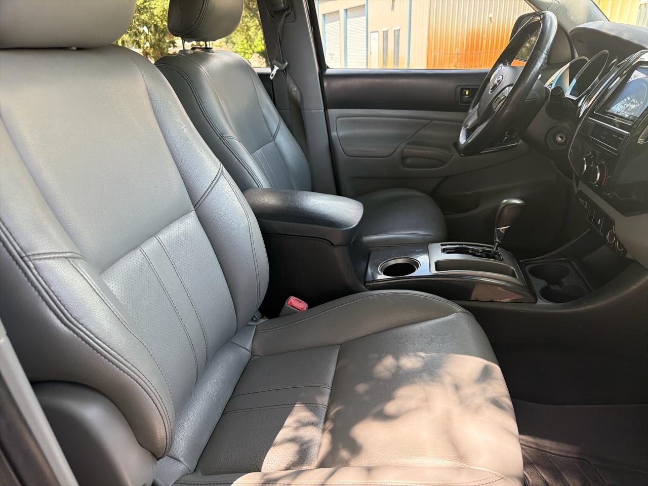 Toyota Tacoma 2WD Double Cab V6 AT PreRunner (Natl) 2012