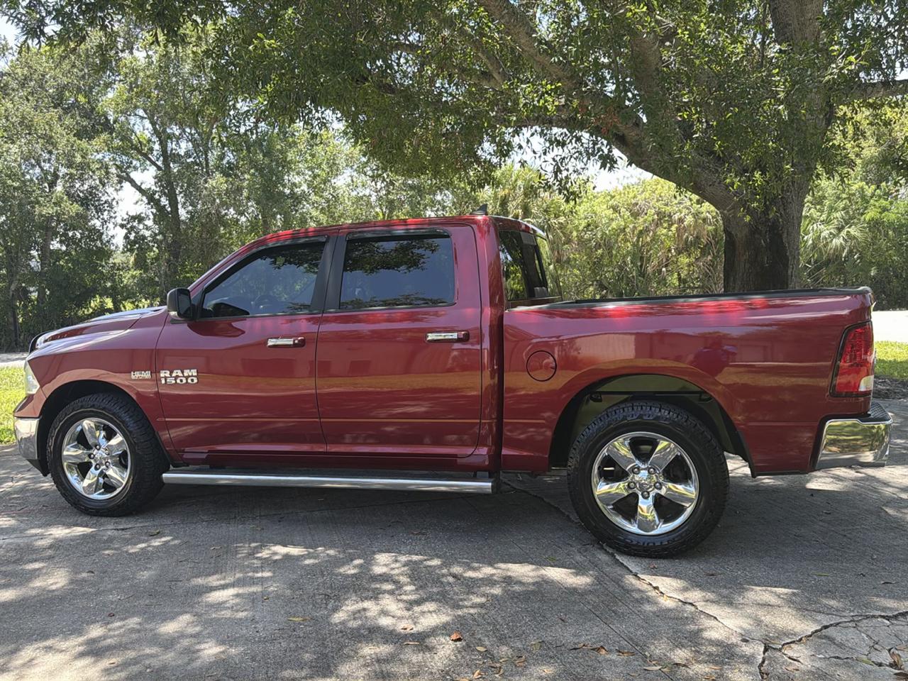 RAM 1500 2WD Crew Cab 140.5" Big Horn 2015