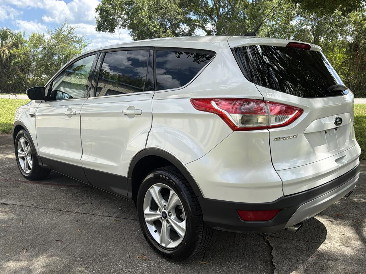 Ford Escape FWD 4dr SE 2014