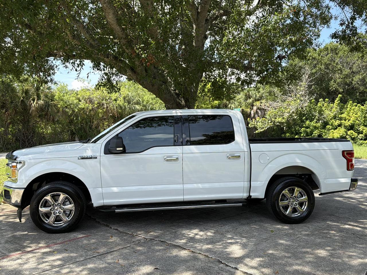 Ford F-150 2WD SuperCrew 139" XLT 2019