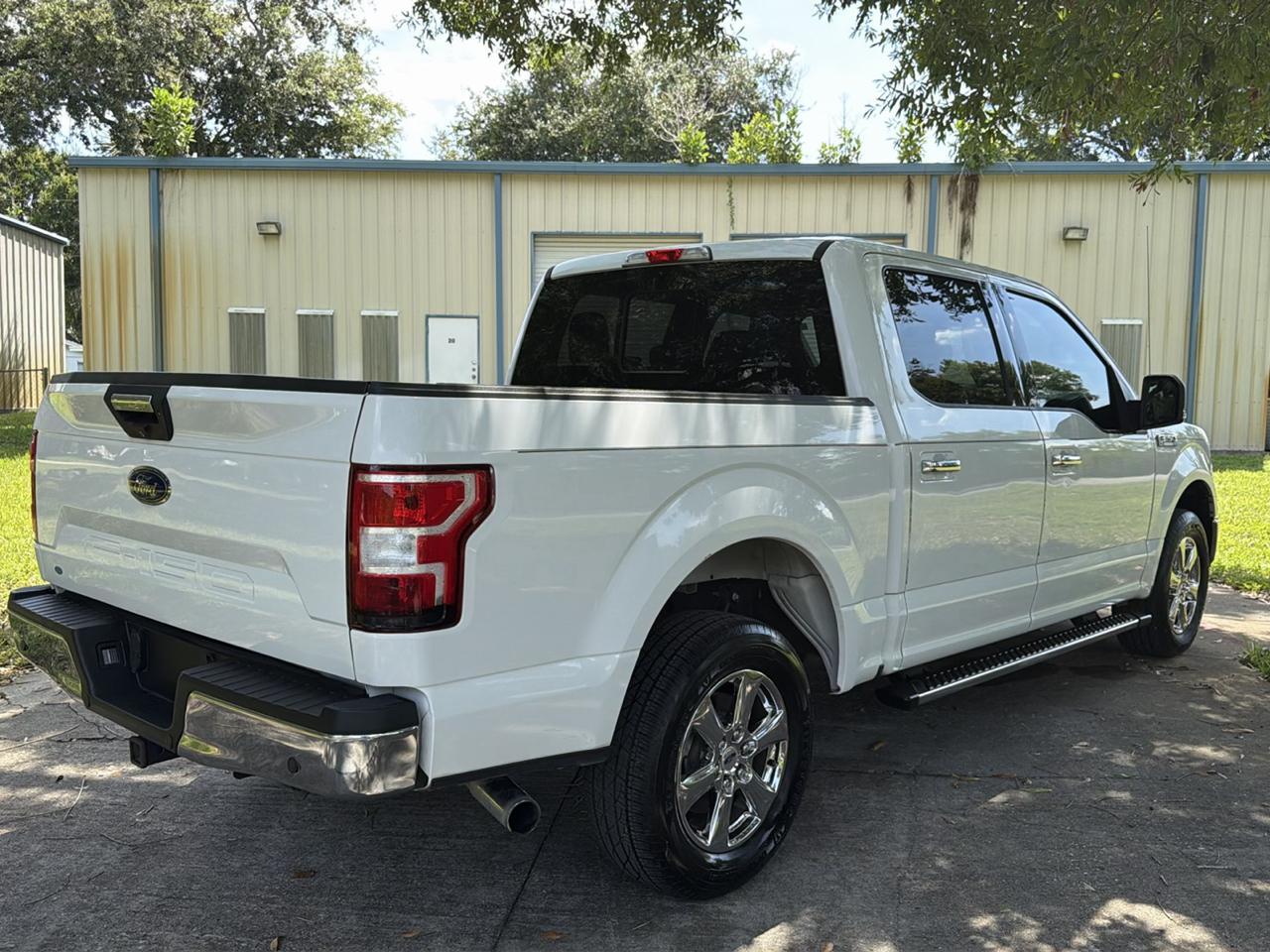 Ford F-150 2WD SuperCrew 139" XLT 2019