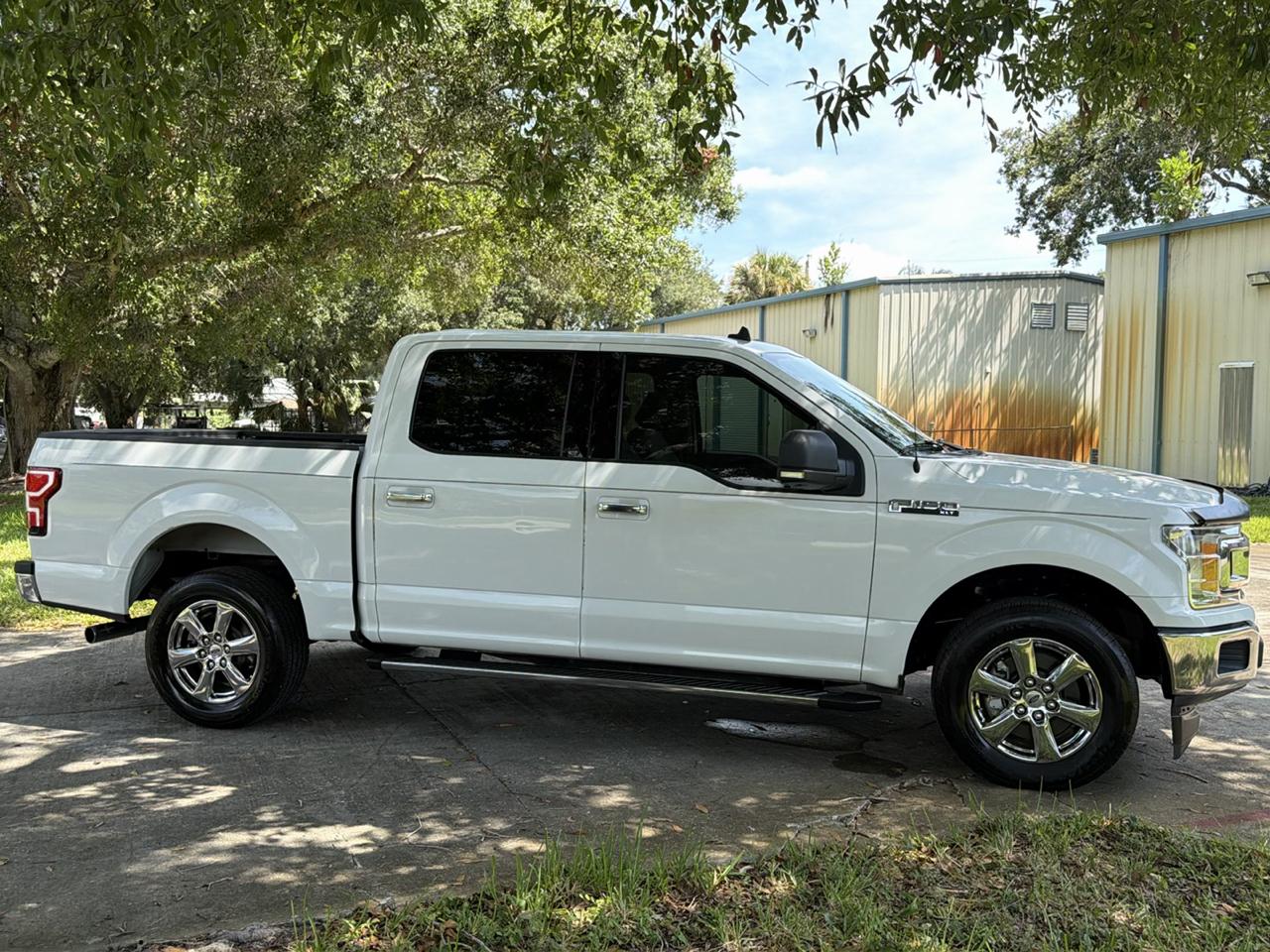 Ford F-150 2WD SuperCrew 139" XLT 2019
