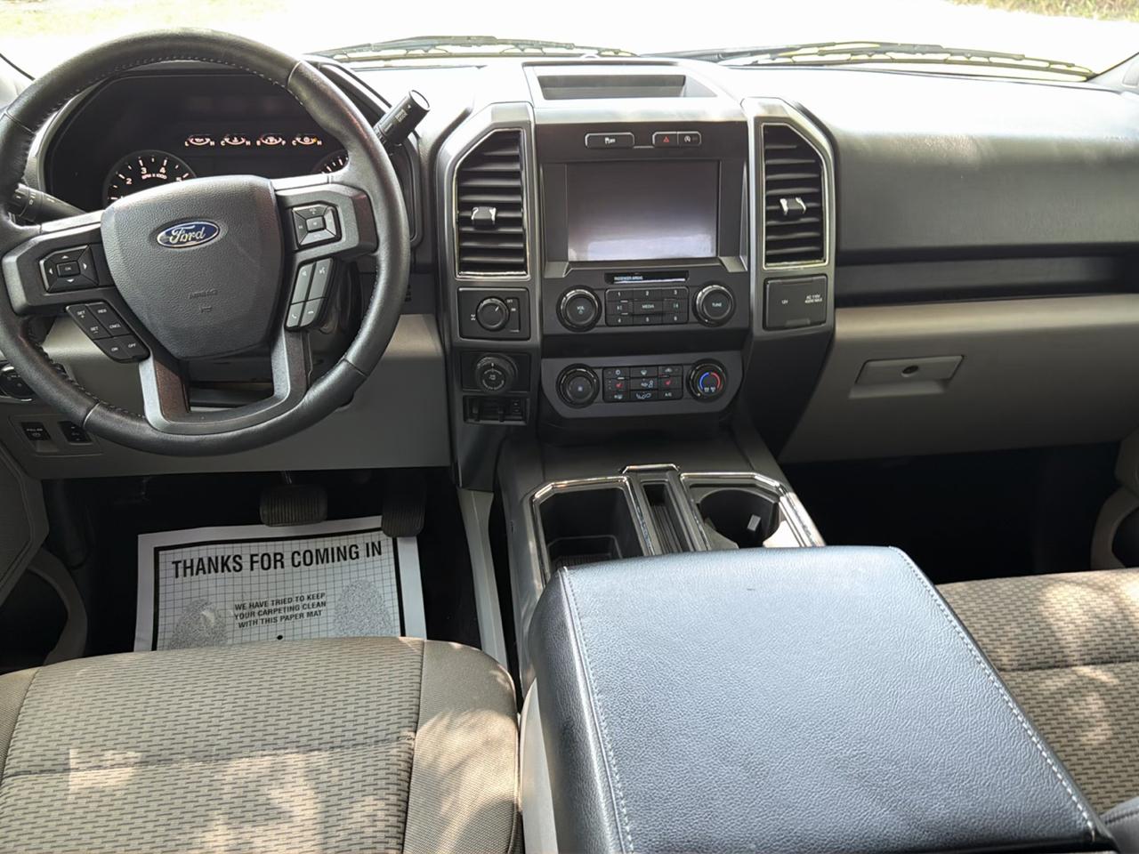 Ford F-150 2WD SuperCrew 139" XLT 2019