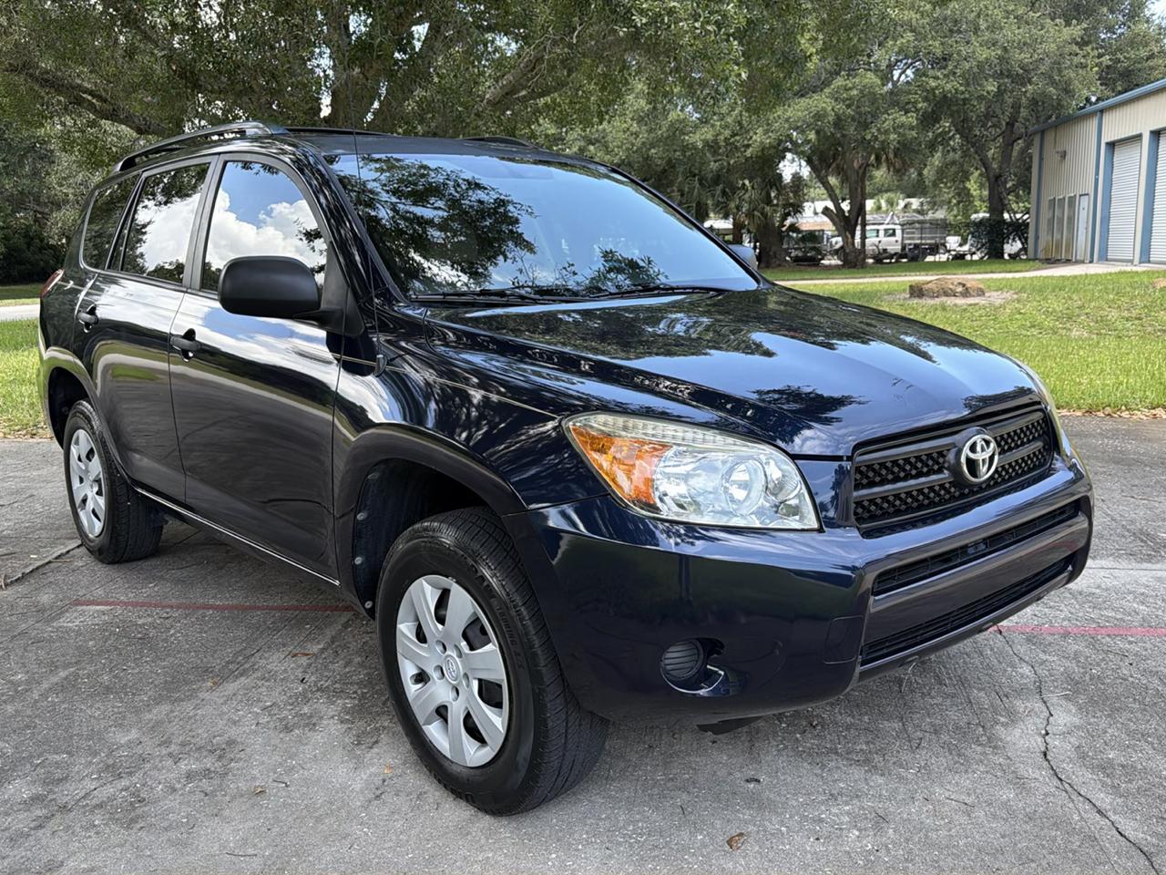 Toyota RAV4 2WD 4dr 4-cyl (Natl) 2007
