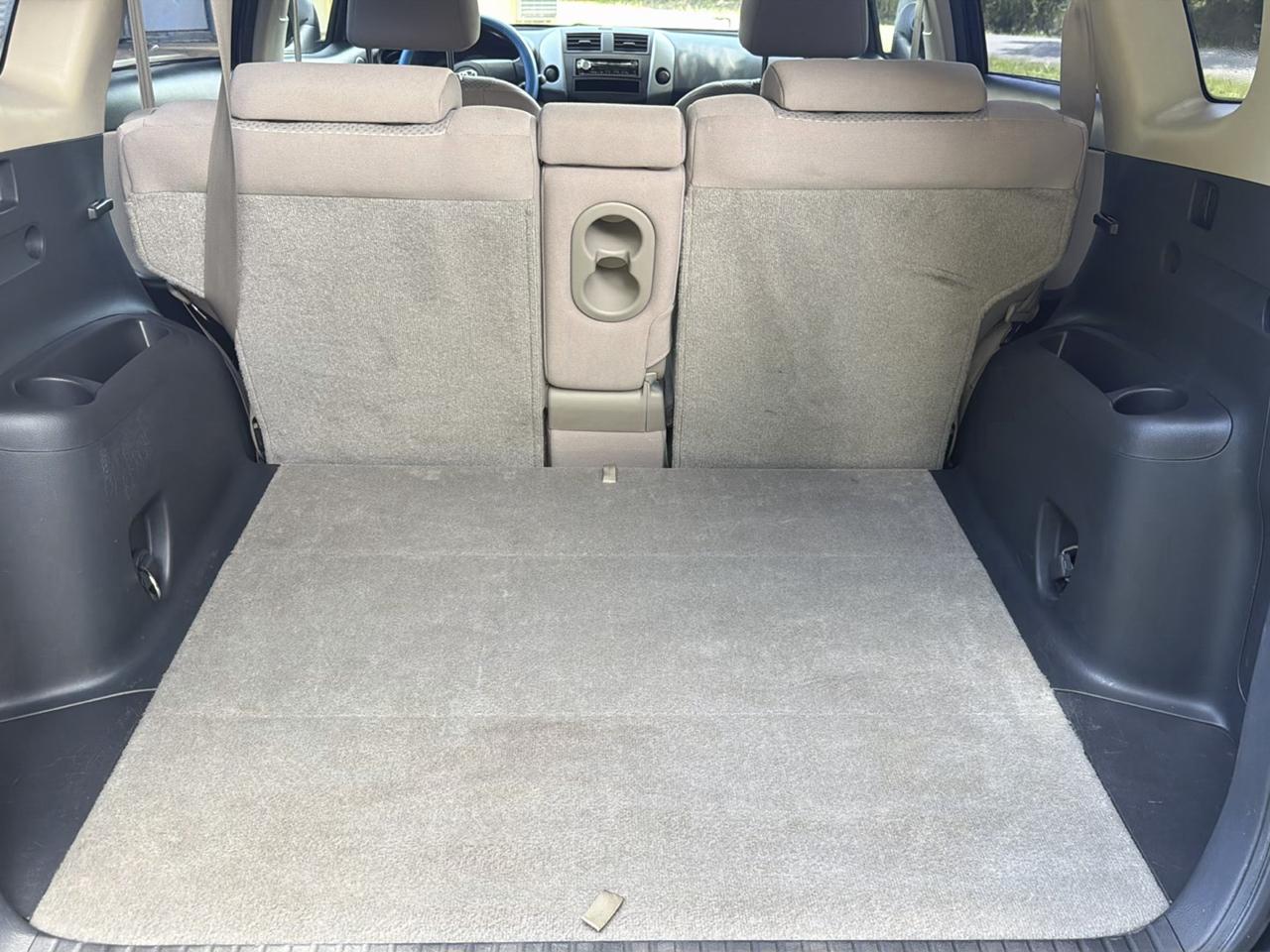 Toyota RAV4 2WD 4dr 4-cyl (Natl) 2007