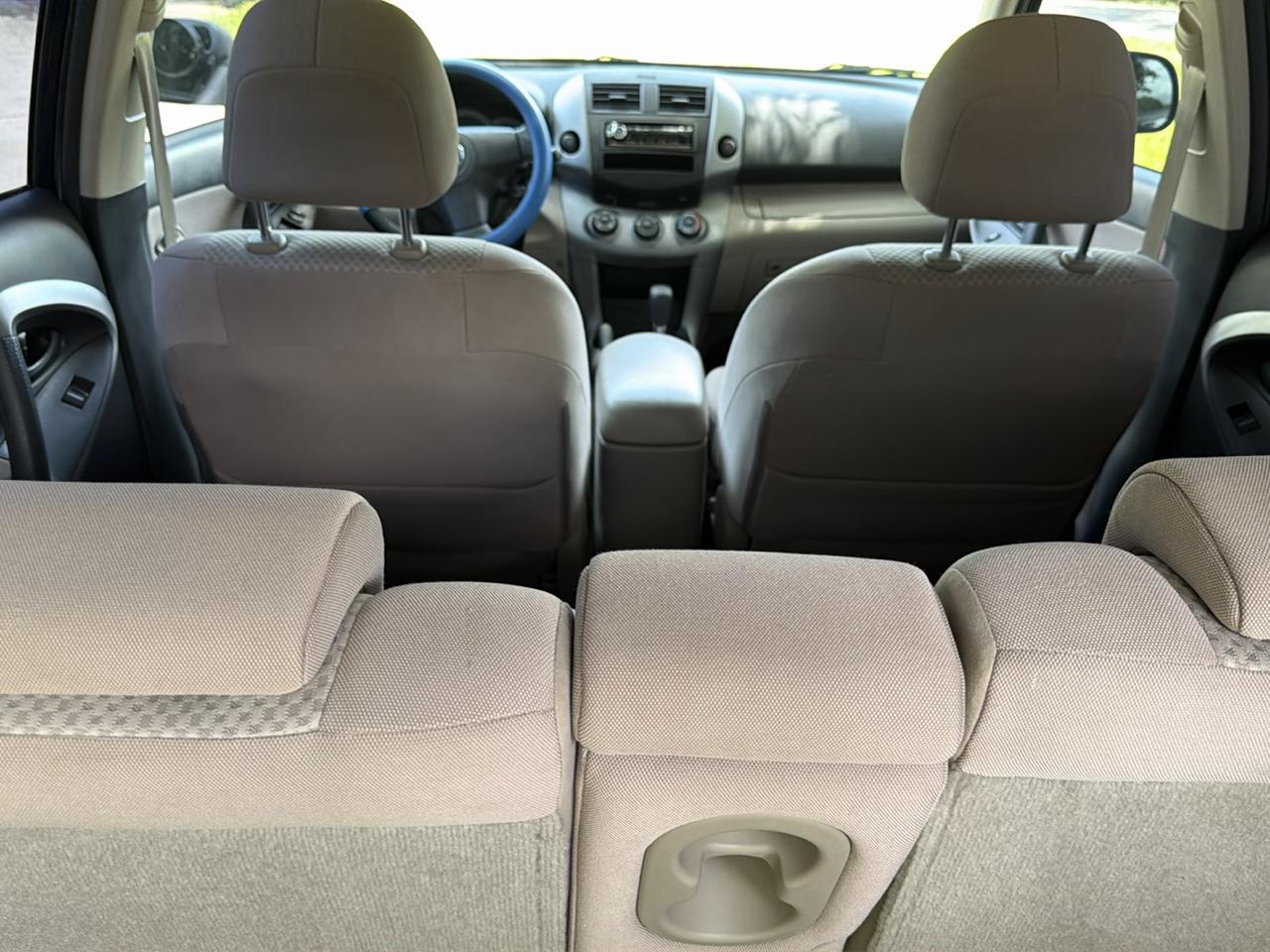 Toyota RAV4 2WD 4dr 4-cyl (Natl) 2007