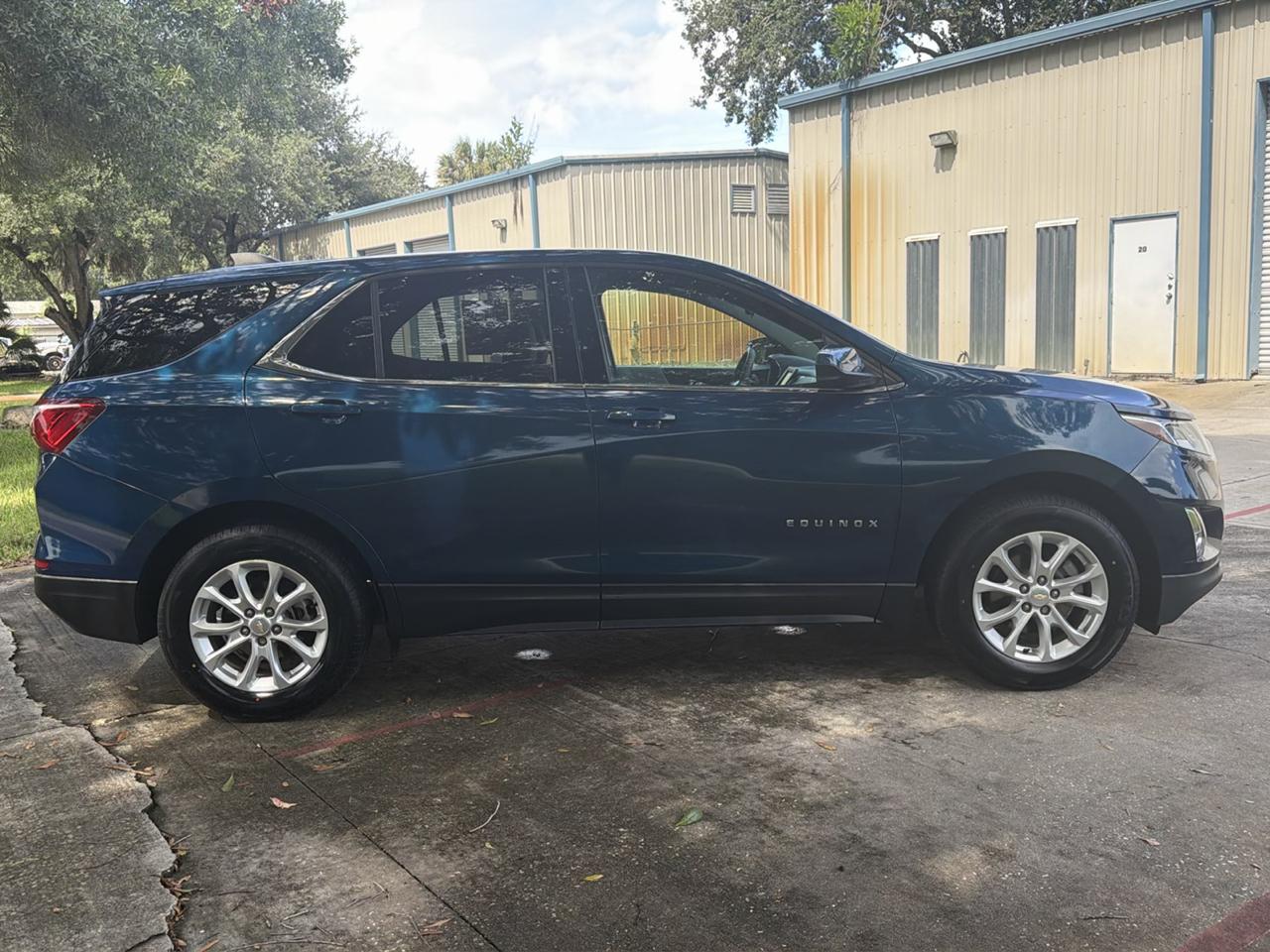 Chevrolet Equinox FWD 4dr LT w/1LT 2020
