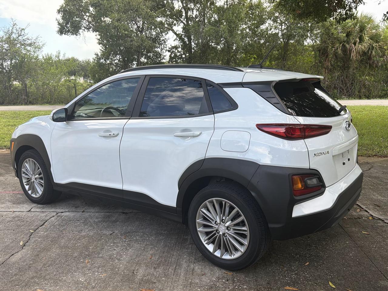 Hyundai Kona SEL Auto FWD 2019