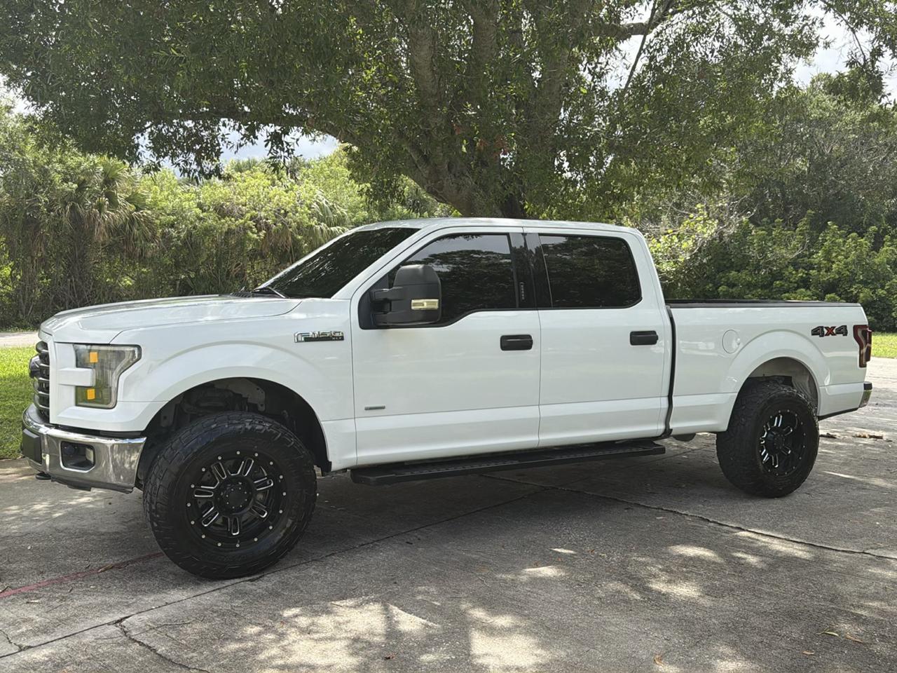 Ford F-150 4WD SuperCrew 145" XLT 2016