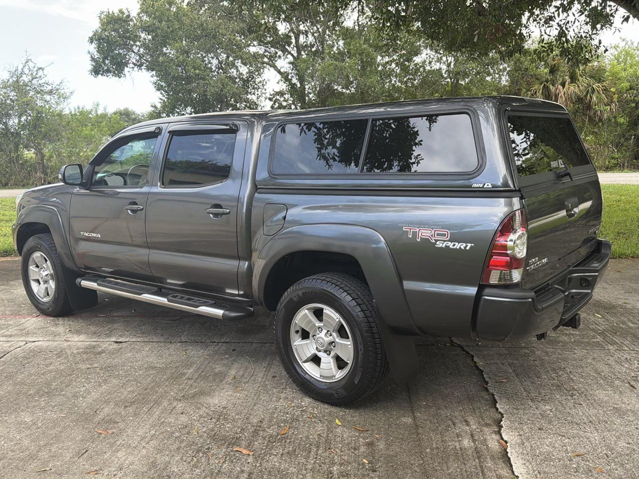 Toyota Tacoma 2WD Double Cab V6 AT PreRunner (Natl) 2013