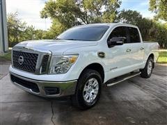 2017 Nissan Titan 