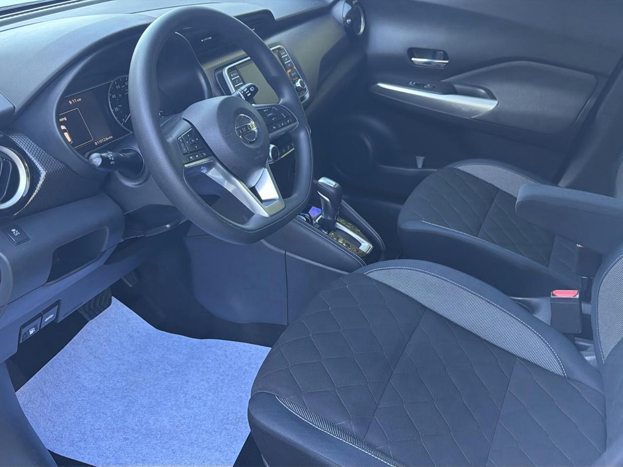 Nissan Kicks SV FWD 2018