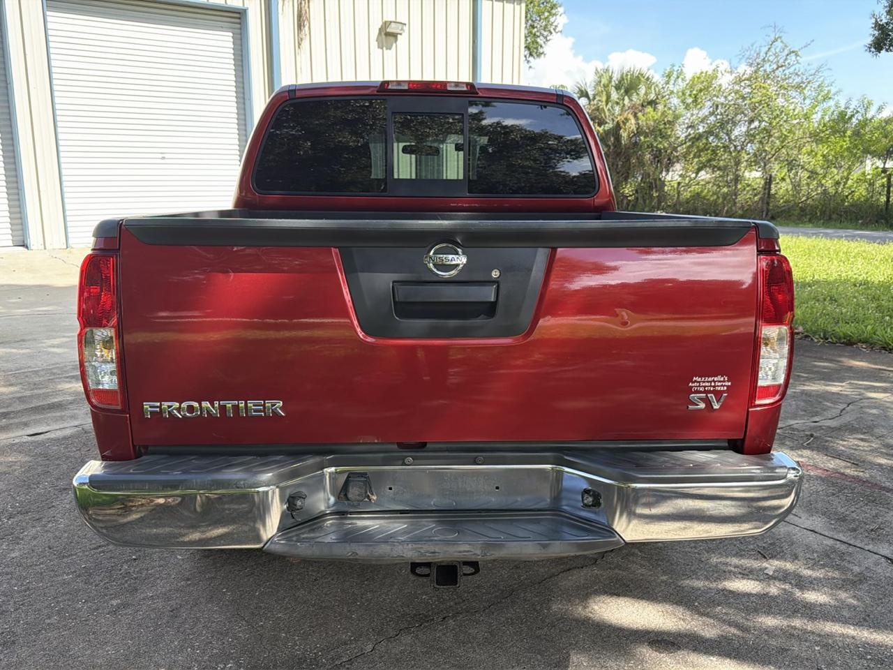 Nissan Frontier 2WD Crew Cab SWB Auto SV 2015