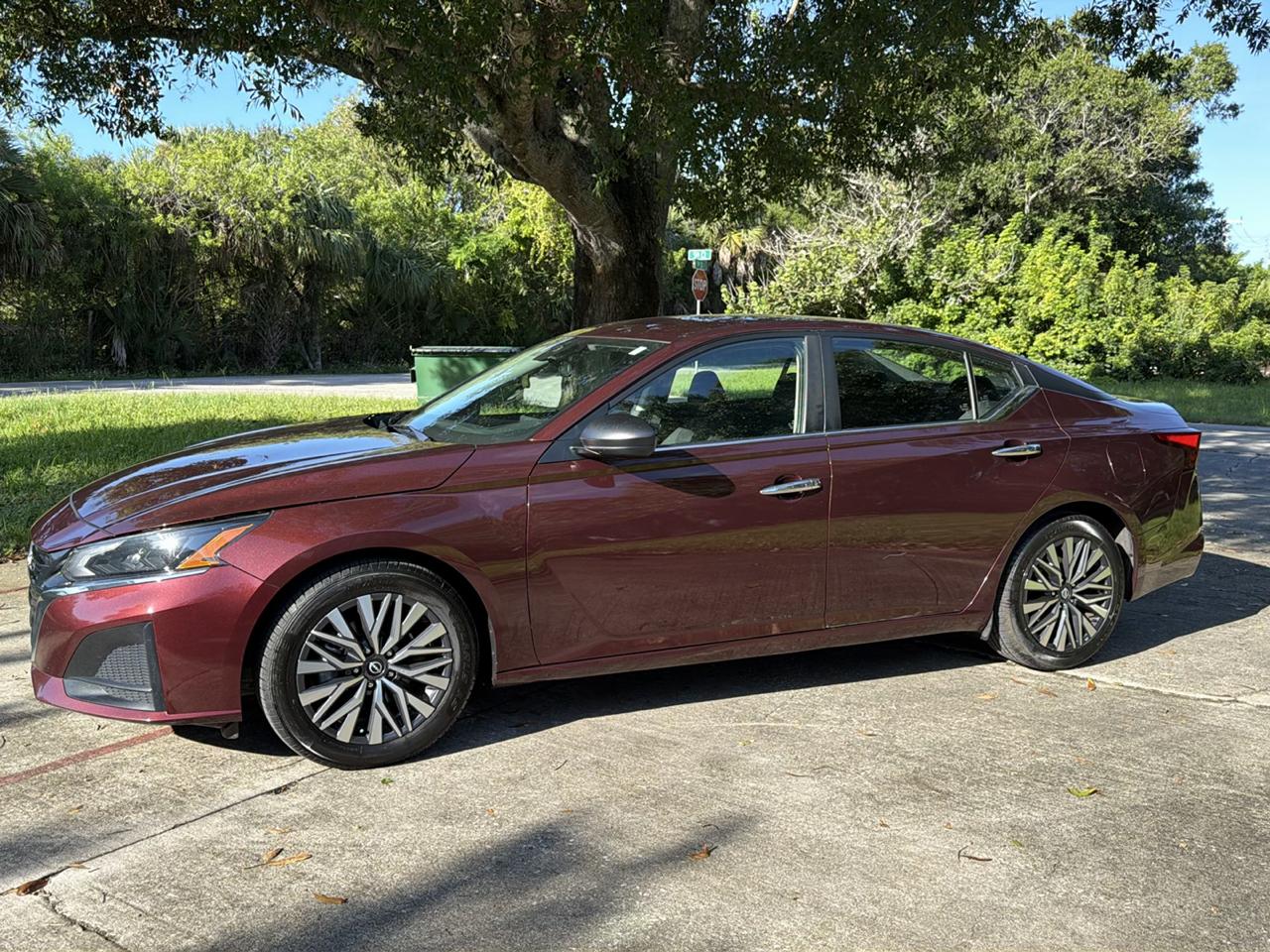 Nissan Altima 2.5 SV Sedan 2024