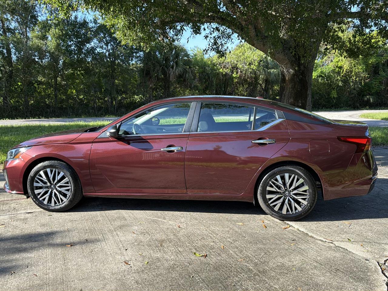 Nissan Altima 2.5 SV Sedan 2024
