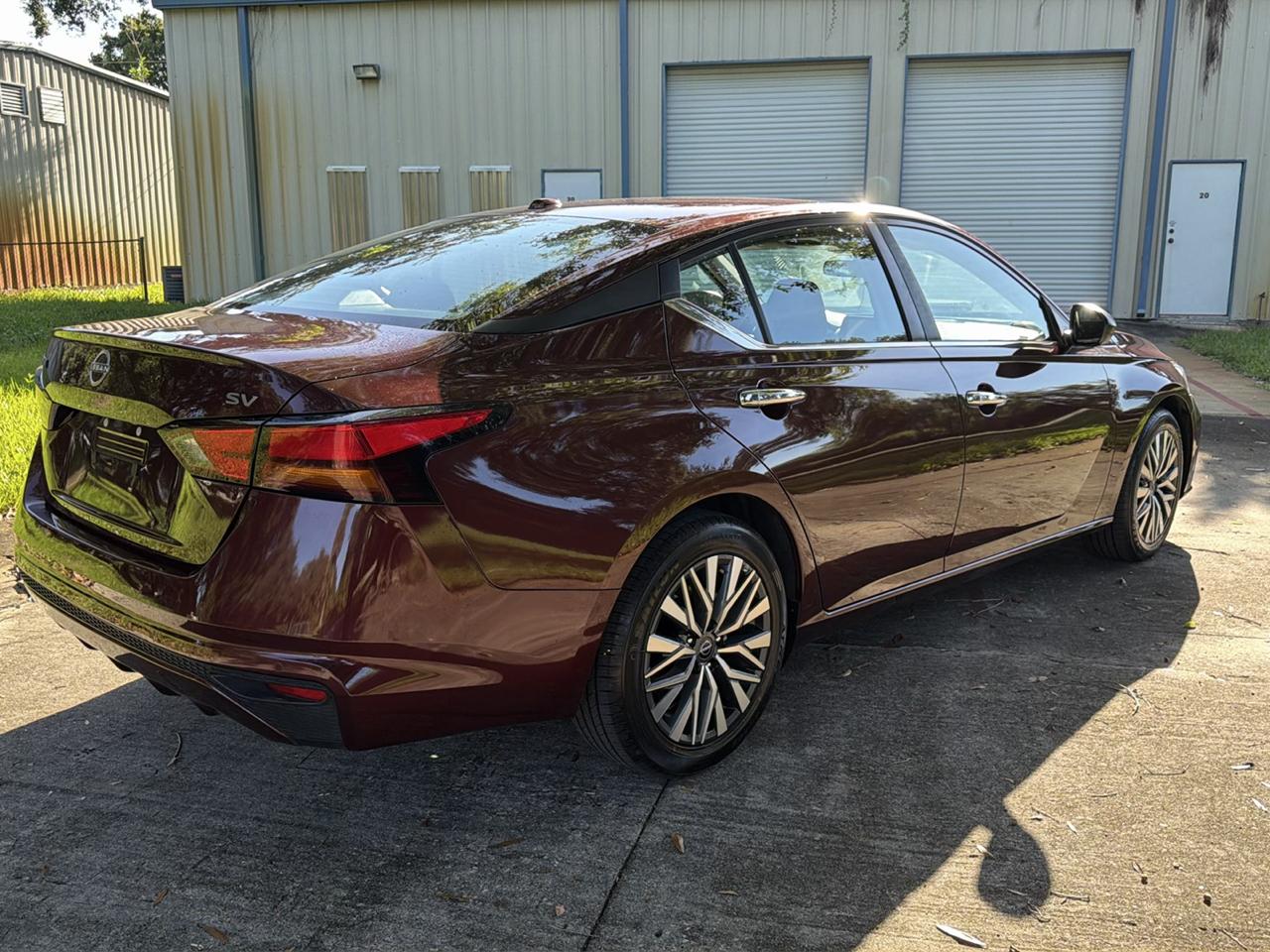 Nissan Altima 2.5 SV Sedan 2024