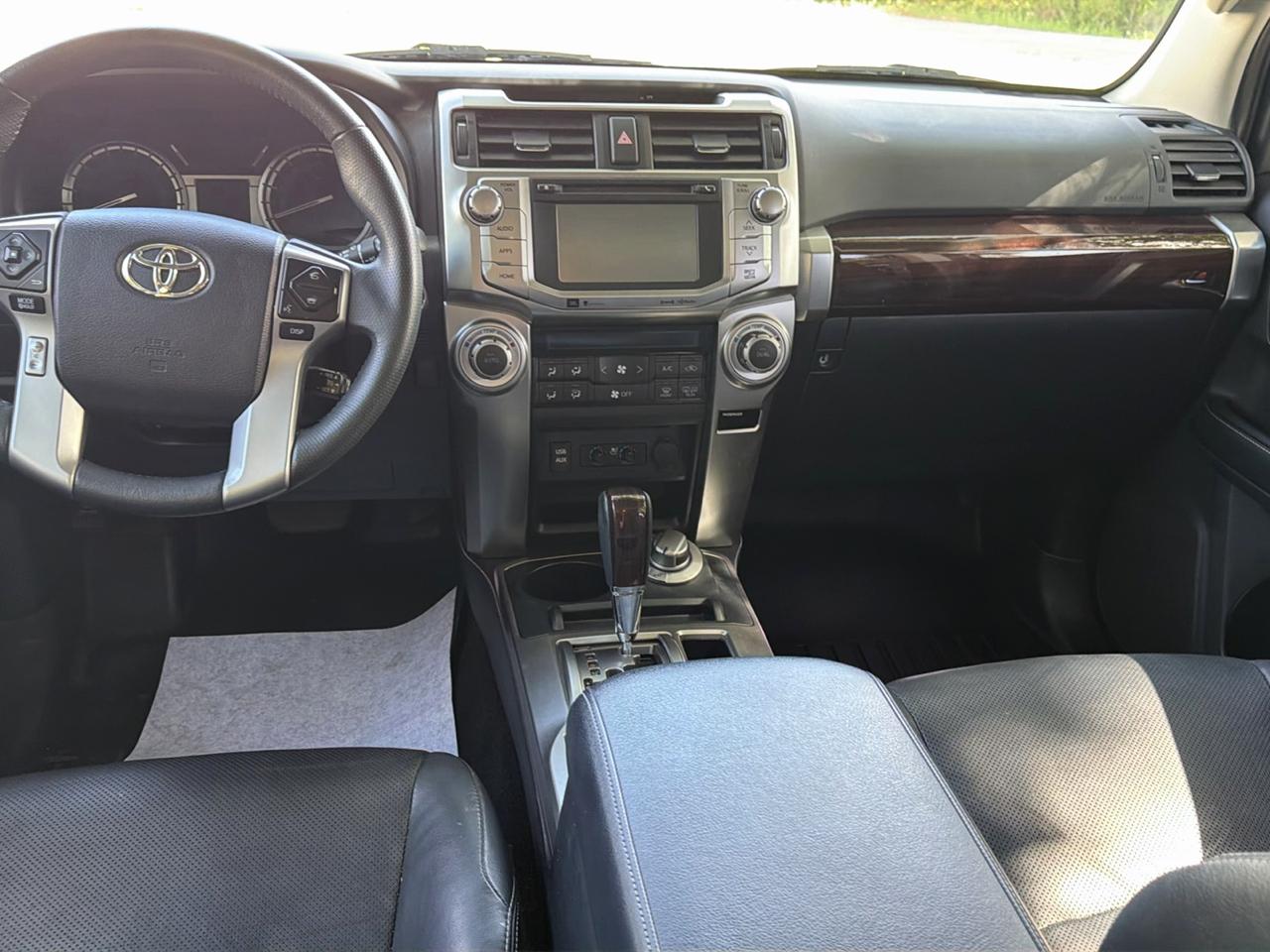Toyota 4Runner TRD Off Road Premium 4WD (Natl) 2018