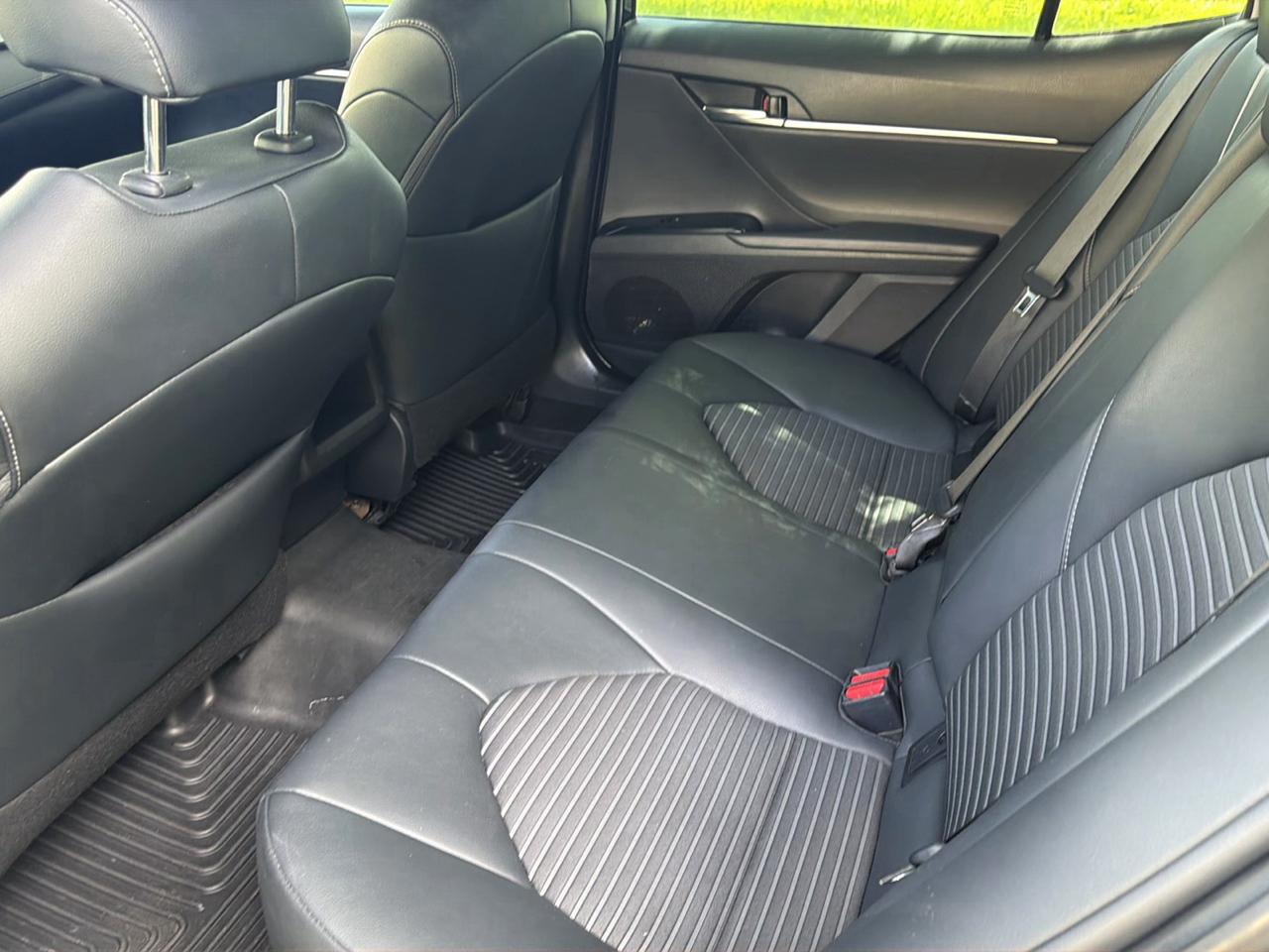 Toyota Camry XLE Auto (Natl) 2019