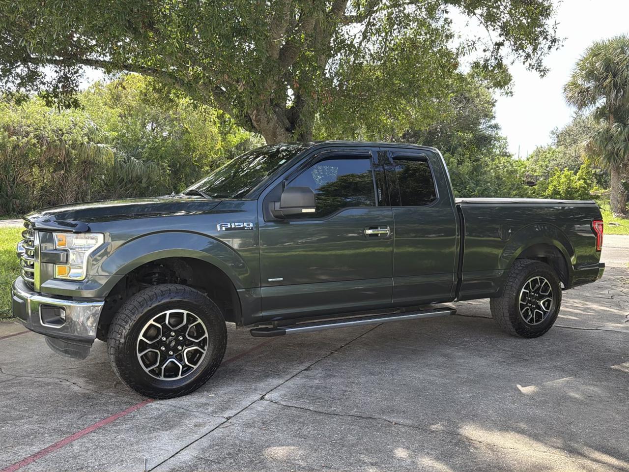Ford F-150 2WD Supercab 163" XLT 2015