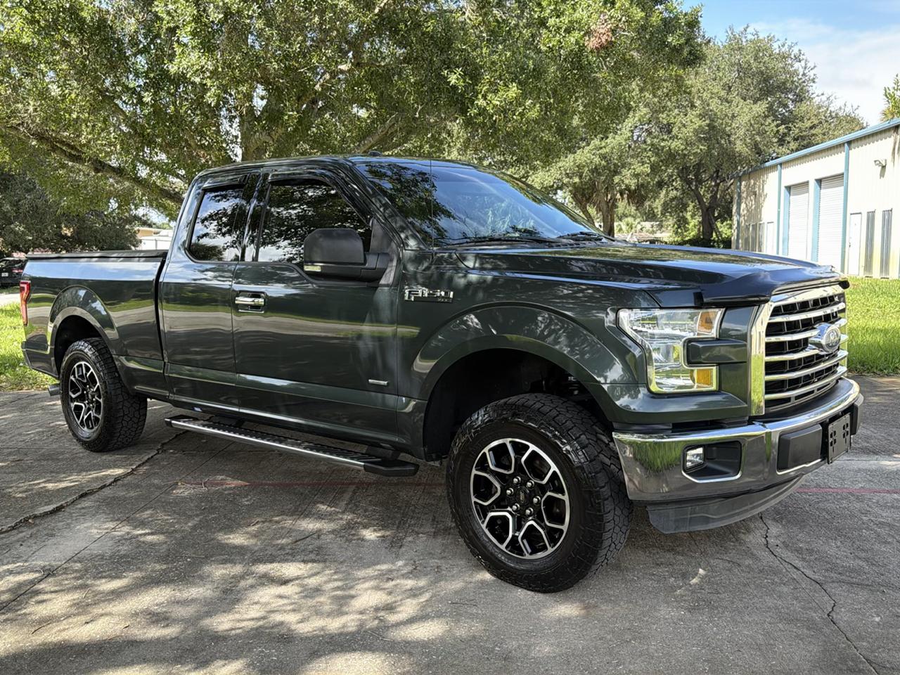 Ford F-150 2WD Supercab 163" XLT 2015