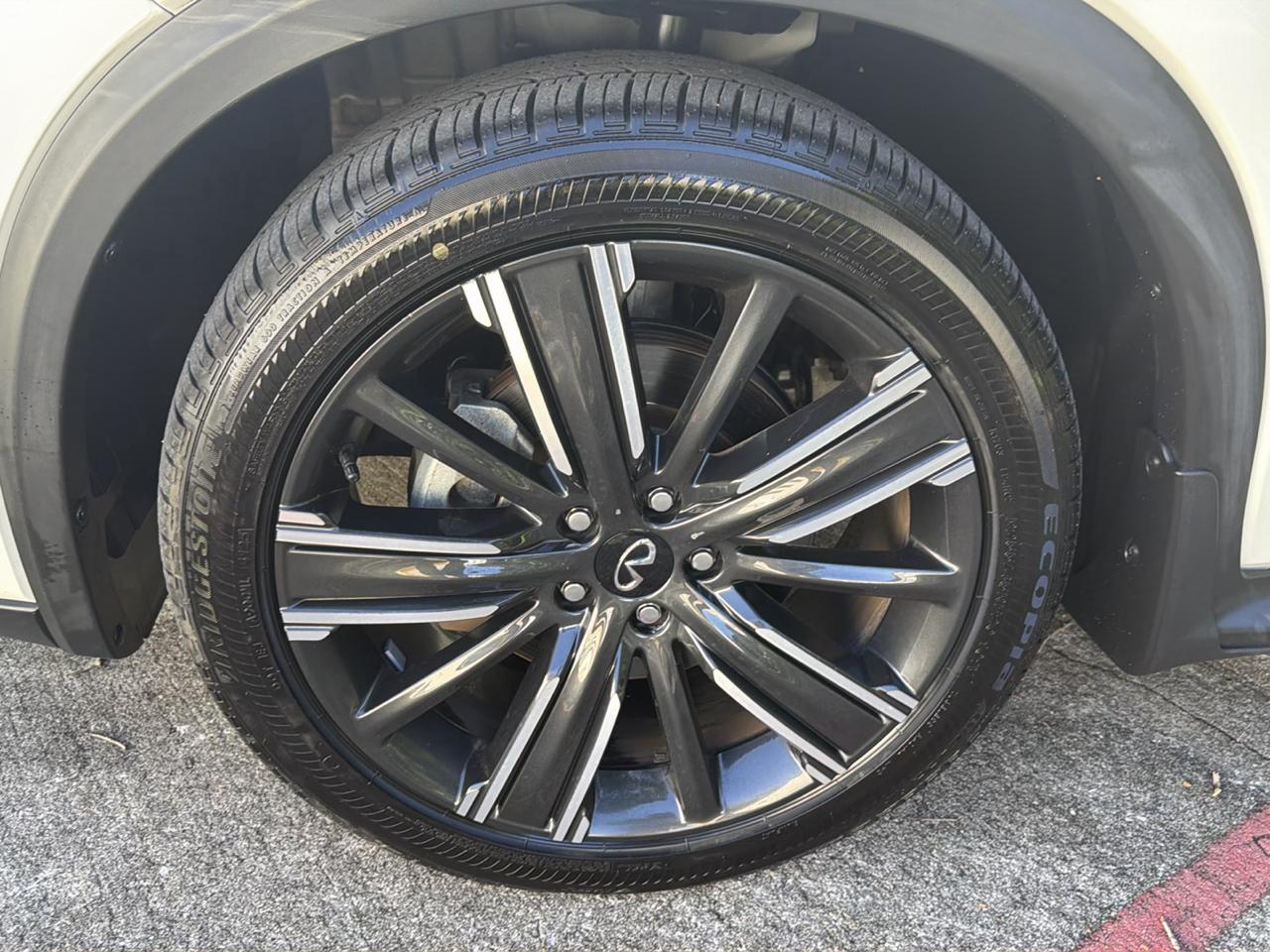 Infiniti QX50 LUXE FWD 2021