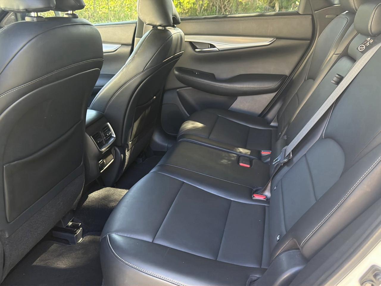 Infiniti QX50 LUXE FWD 2021