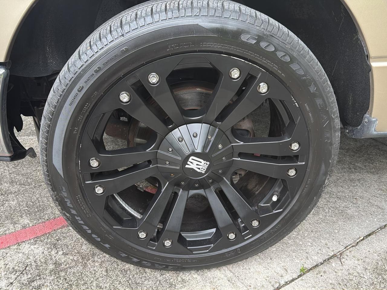 Ford F-150 2WD SuperCrew 145" XLT 2013