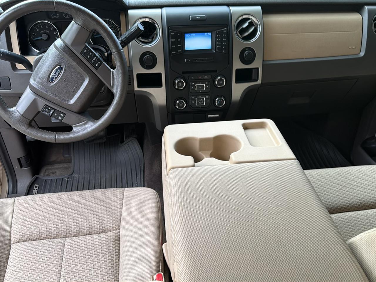 Ford F-150 2WD SuperCrew 145" XLT 2013