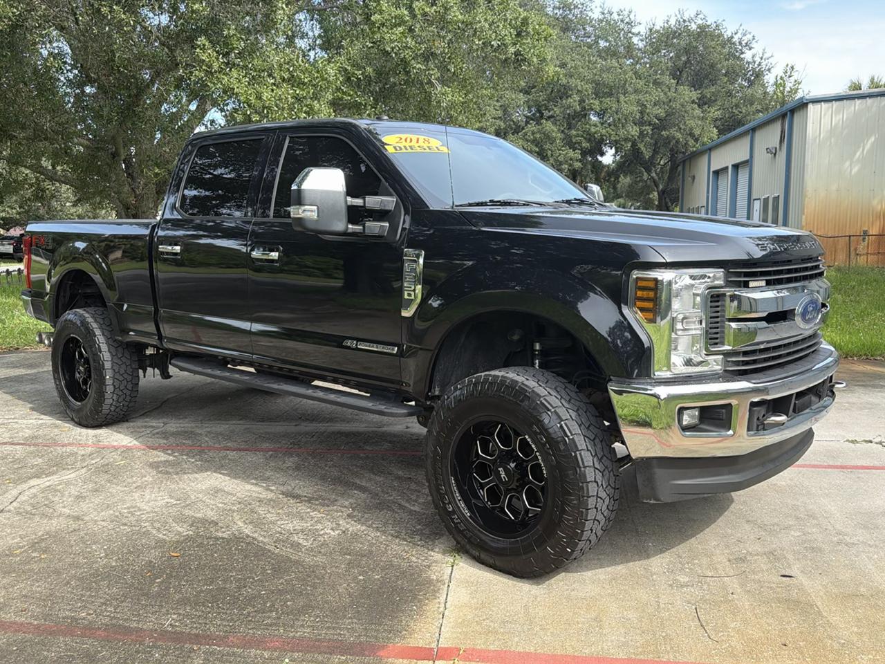 Ford Super Duty F-250 SRW XLT 4WD Crew Cab 8' Box 2018
