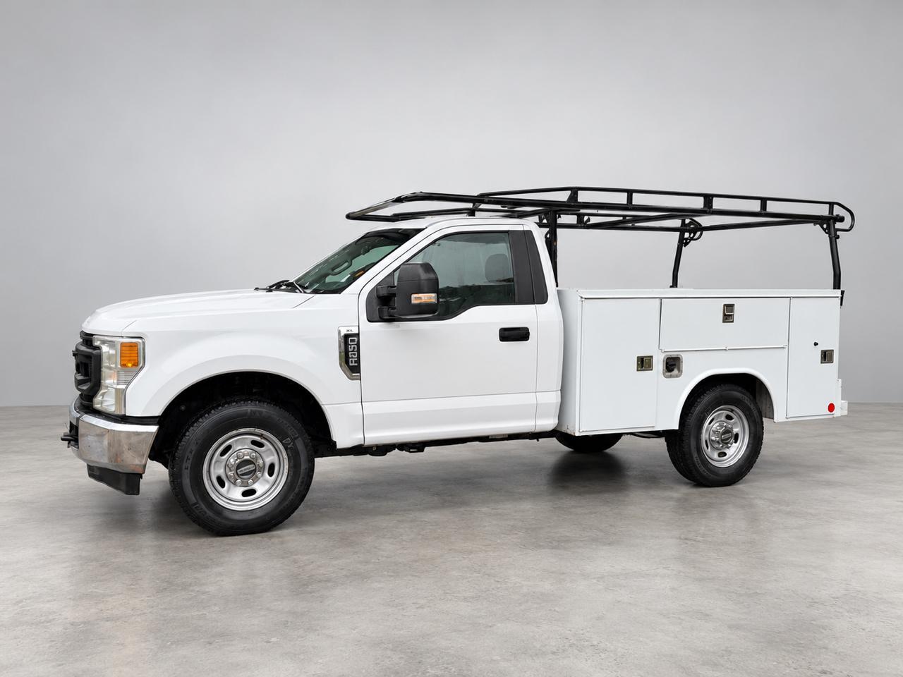 Ford Super Duty F-250 SRW XLT 2WD Reg Cab 8' Box 2020