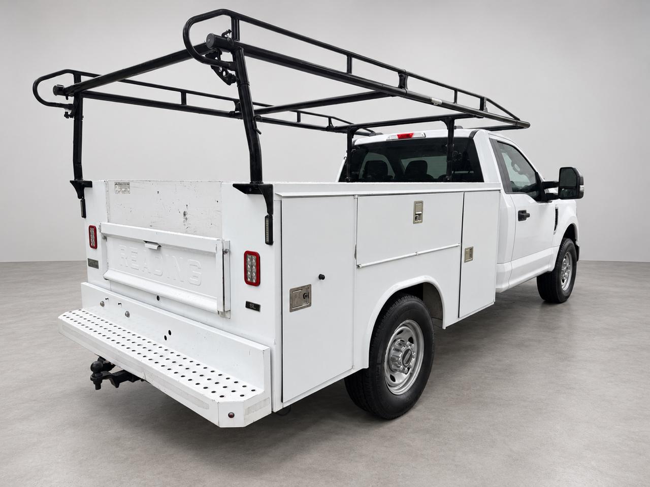 Ford Super Duty F-250 SRW XLT 2WD Reg Cab 8' Box 2020